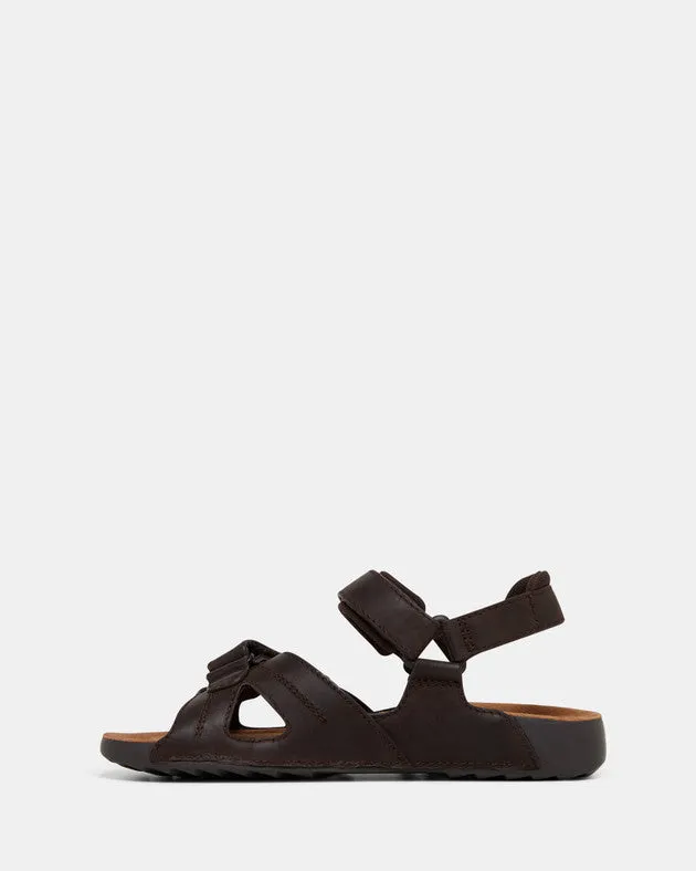 Hush Puppies 'Hems' - Brown